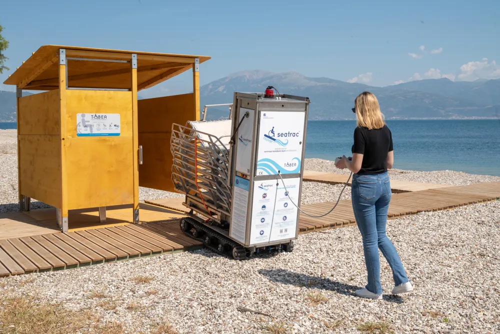 Inclusive mobile beach tractor Seatrac mover — photo 3