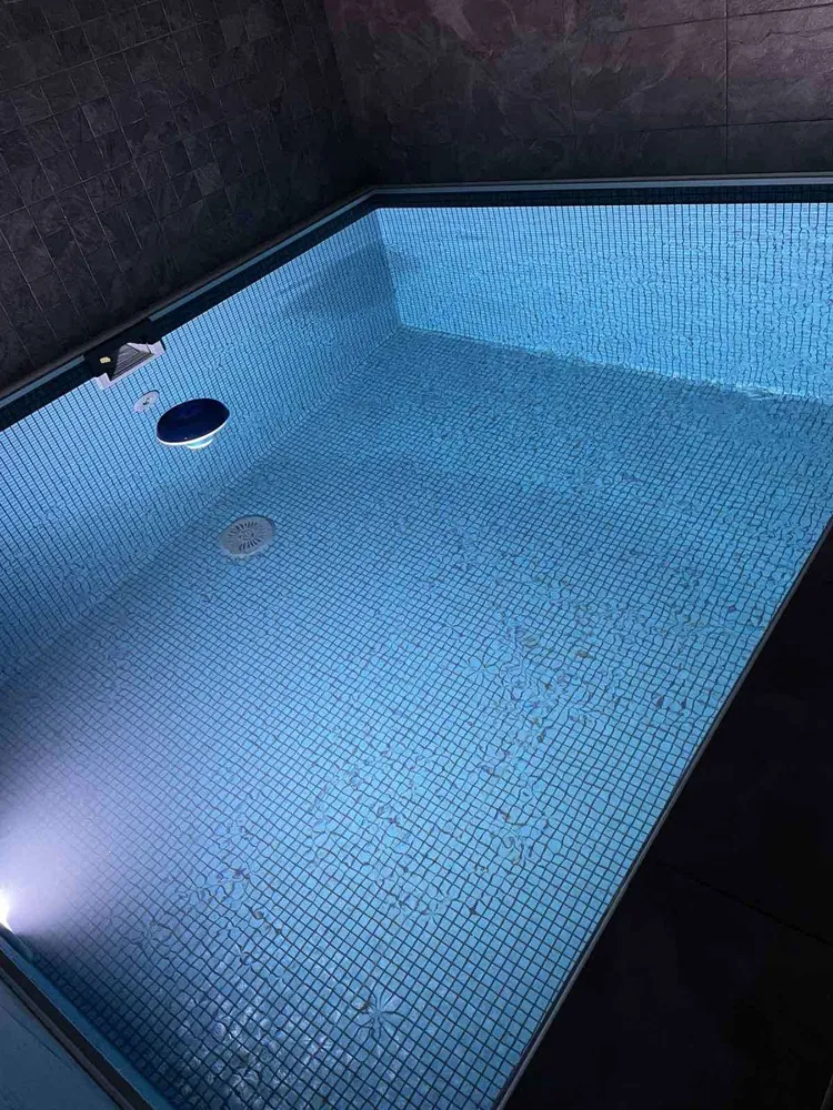 Мембрана MATRIX DARK SILVER BLUE чорна мозаїка, 1.65м армована з лаковим покриттям — фото 4