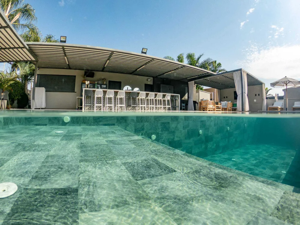Мембрана StoneTile Emerald плитка 40х20 см, 1.65 м армированная с лаковым покрытием — фото 5