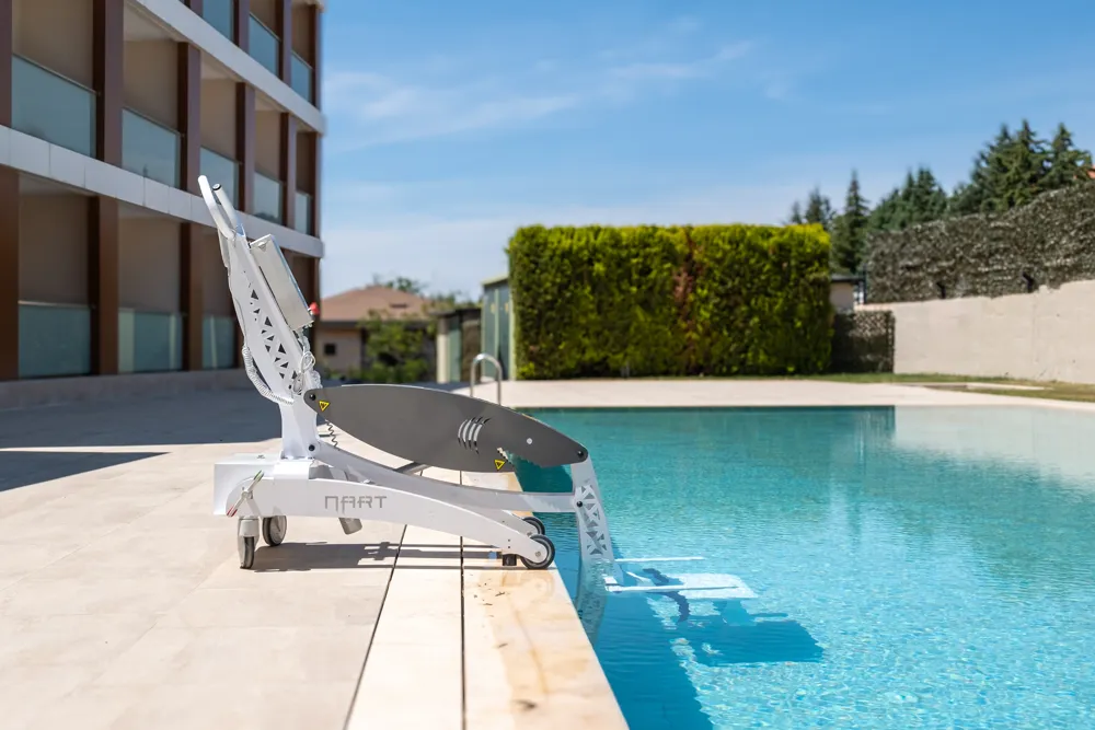 Мобильный подъёмник-лифт для бассейна Nart Shark Pool Lift — фото 3
