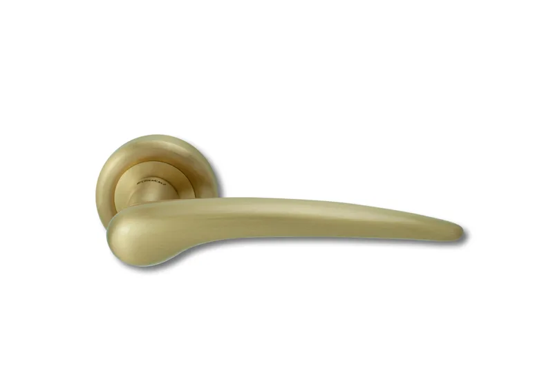 Linea Cali Pin-up handle on round rose 103, satin brass